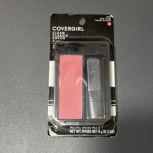 NEW CoverGirl Classic Color Powder Blush, Iced Plum, 0.3 oz - Picture 2 of 6